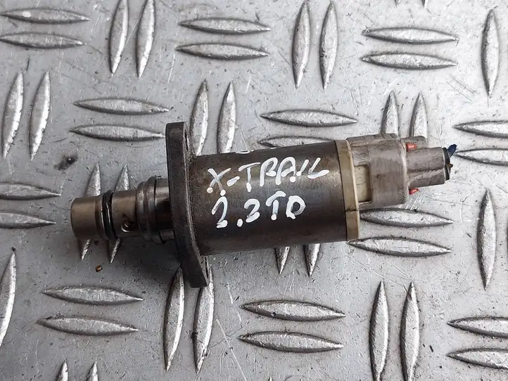 Nissan X-Trail T30 (2001 - 2007) 10H07762 Регулятор давления топлива — фото 1