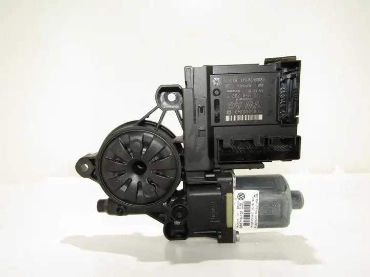 Volkswagen PASSAT B6 (2005 - 2010)   Механизм подъема окон передней двери