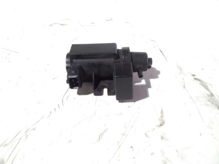 70057900 BMW 3 E90 E91 Solenoidinis vožtuvas