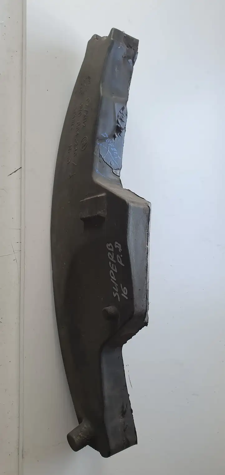 Skoda Superb B8 (3V) (2015 - 2023)   Пенопласт крыла