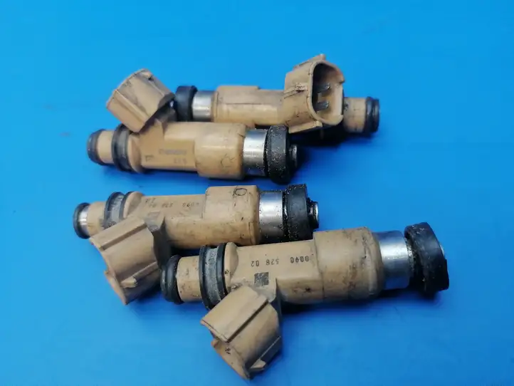 Subaru Legacy (2003 - 2009) 009032804 Форсунка — фото 4