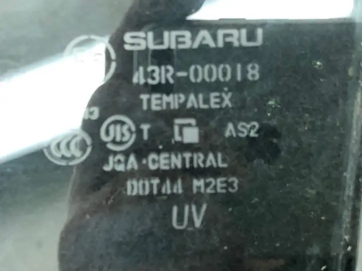 Subaru Outback (2009 - 2014) Стекло задней двери — фото 3