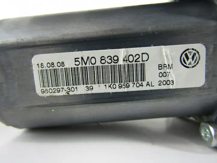 Volkswagen Golf Plus (2004 - 2008) Стеклоподъемник задней двери — фото 1