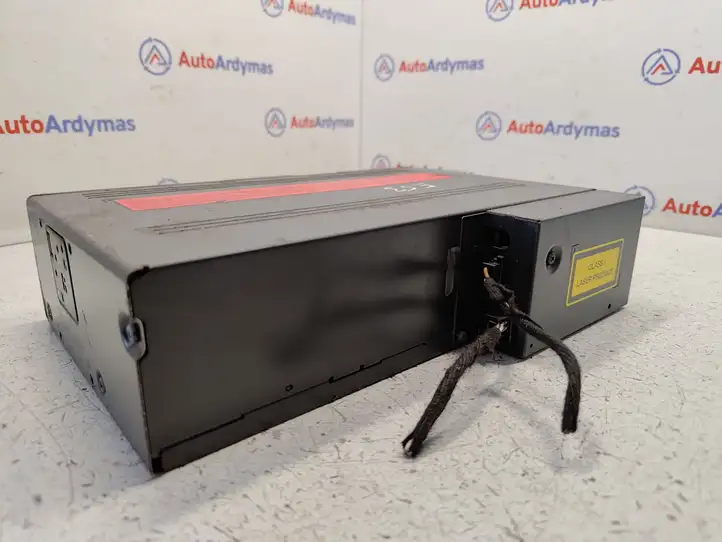 BMW X5 E53 (1999 - 2006)  65126983334 CD/DVD чейнджер