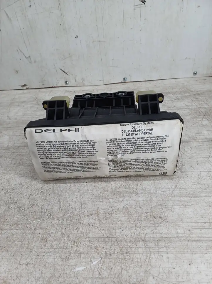 Opel Meriva A (2002 - 2006) 16835554 Подушка безопасности пассажира — фото 1