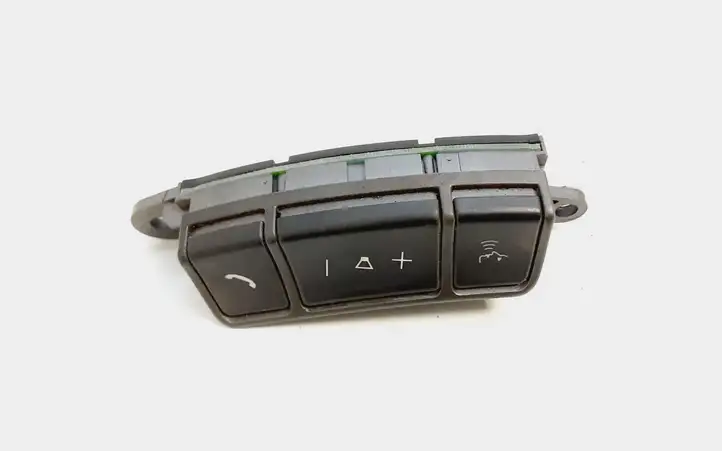 BMW 7 E65 E66 (2001 - 2008) 6911585 Кнопки на рулевом колесе — фото 1