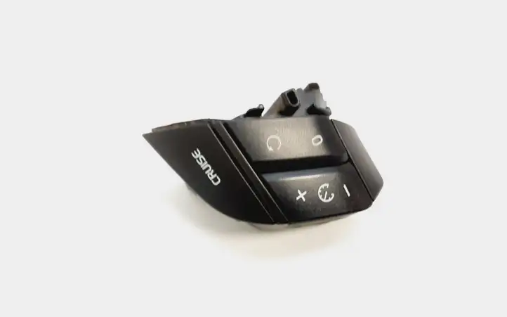 Volvo XC90 (2002 - 2006) 8685478 Кнопки на рулевом колесе — фото 1