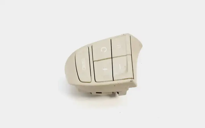 Volvo V70 (2007 - 2013) 30768059 Кнопки на рулевом колесе — фото 1