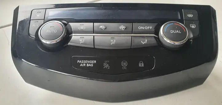 Nissan Qashqai (2013 - 2017) Блок управления климат-контролем — фото 2