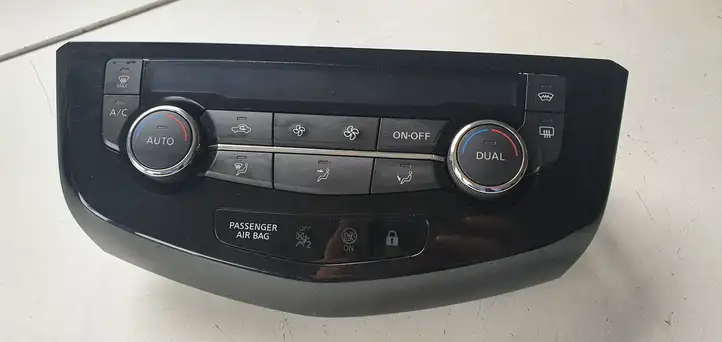 Nissan Qashqai (2013 - 2017) Блок управления климат-контролем — фото 3