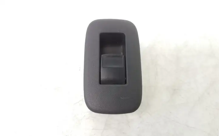 Toyota Auris 150 (2006 - 2012) Кнопка стеклоподъемников — фото 1