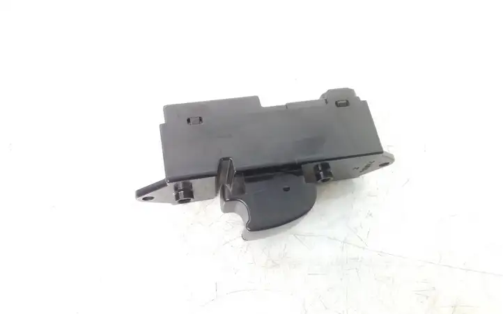 Mitsubishi Outlander (2007 - 2012) 8608A063 Кнопка стеклоподъемников — фото 2