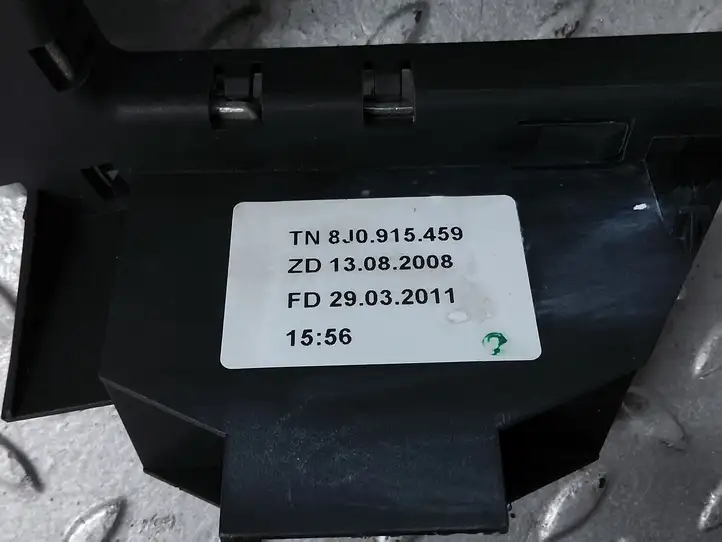 Audi Q7 4M (2015 - ) 8J0915459 Плюсовой провод аккумулятора — фото 3