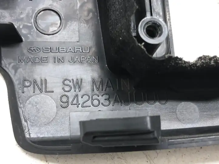 Subaru Outback (2009 - 2014) 94263AJ000 Накладка кнопки стеклоподъемника — фото 2