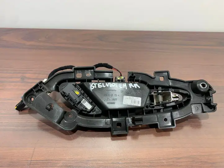 Alfa Romeo Stelvio Type 949 (2017 - ) 01561156360 Внутренняя ручка задней двери — фото 6