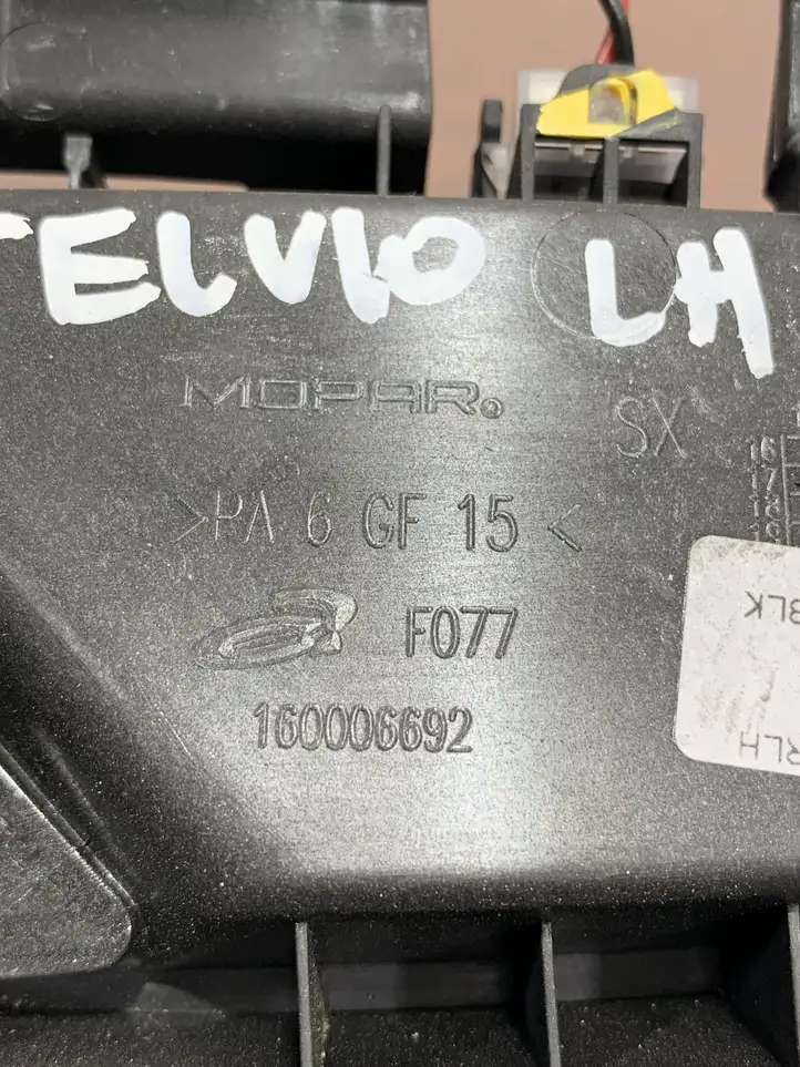 Alfa Romeo Stelvio Type 949 (2017 - ) 01561156360 Внутренняя ручка задней двери — фото 8
