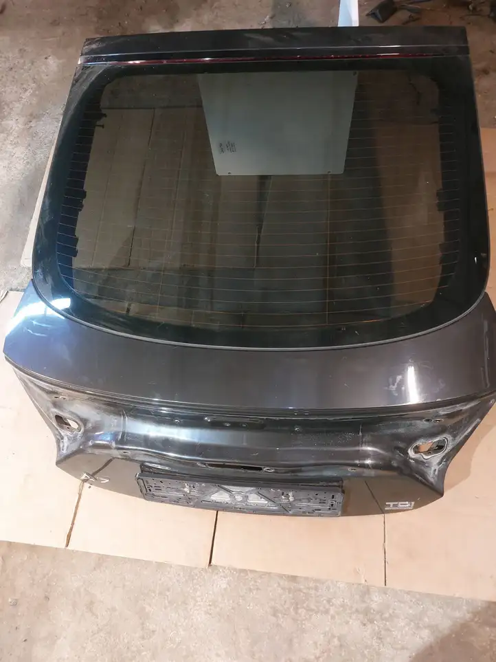 Audi A7 S7 4G (2010 - 2014) Крышка багажника — фото 3