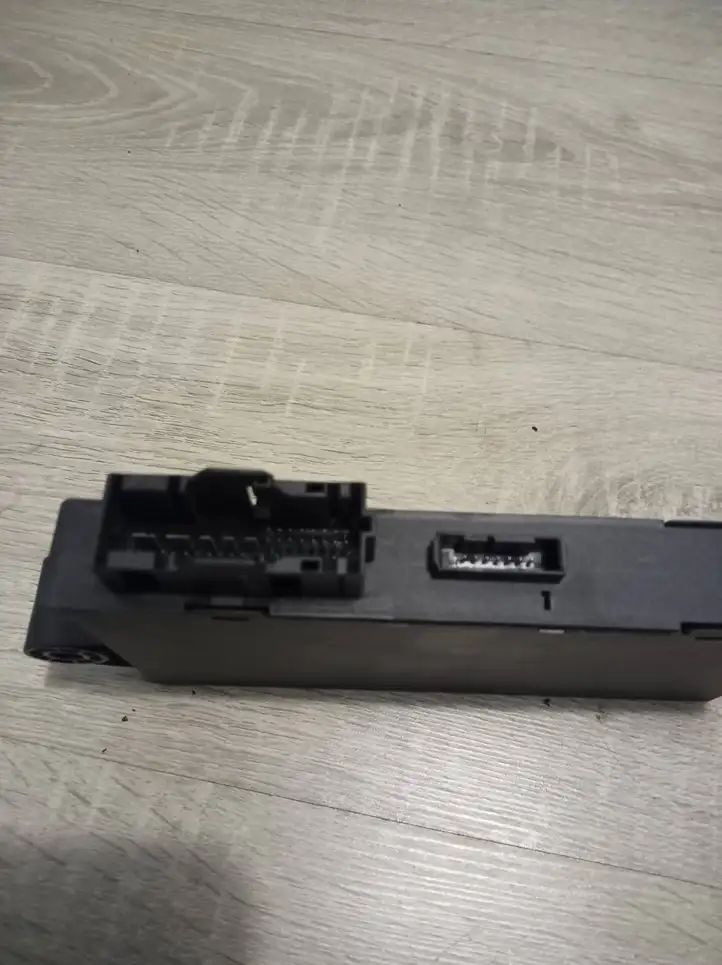 BMW 5 E60 E61 (2004 - 2010)  9147226 Комплект зажигания