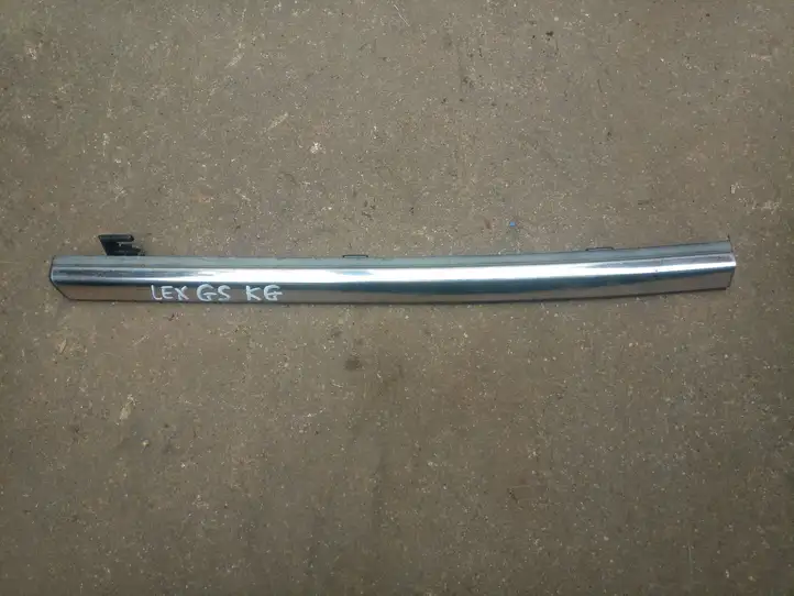 Lexus GS 300 350 430 450h (2004 - 2007) Накладка стекла задней двери — фото 1