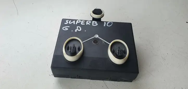 Skoda Superb B6 (3T) (2008 - 2015)   Блок управления дверью