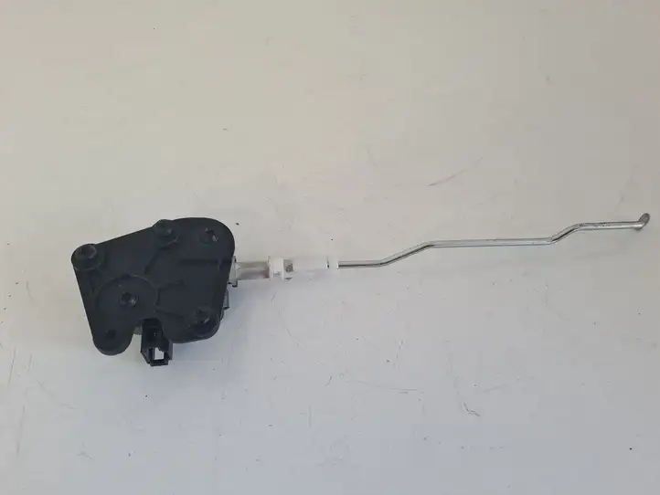 Audi A3/S3 8P (2004 - 2008) 8E9827833 Актуатор замка задней двери — фото 3
