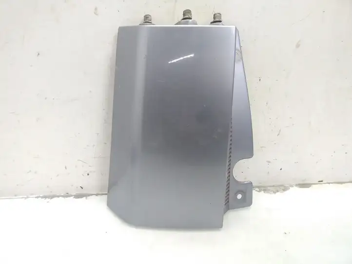 Opel Meriva (2002 - 2006)   Отделка заднего фонаря