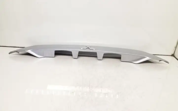 Mitsubishi Outlander (2007 - 2012) 5817A022ZZ Подсветка номера — фото 3