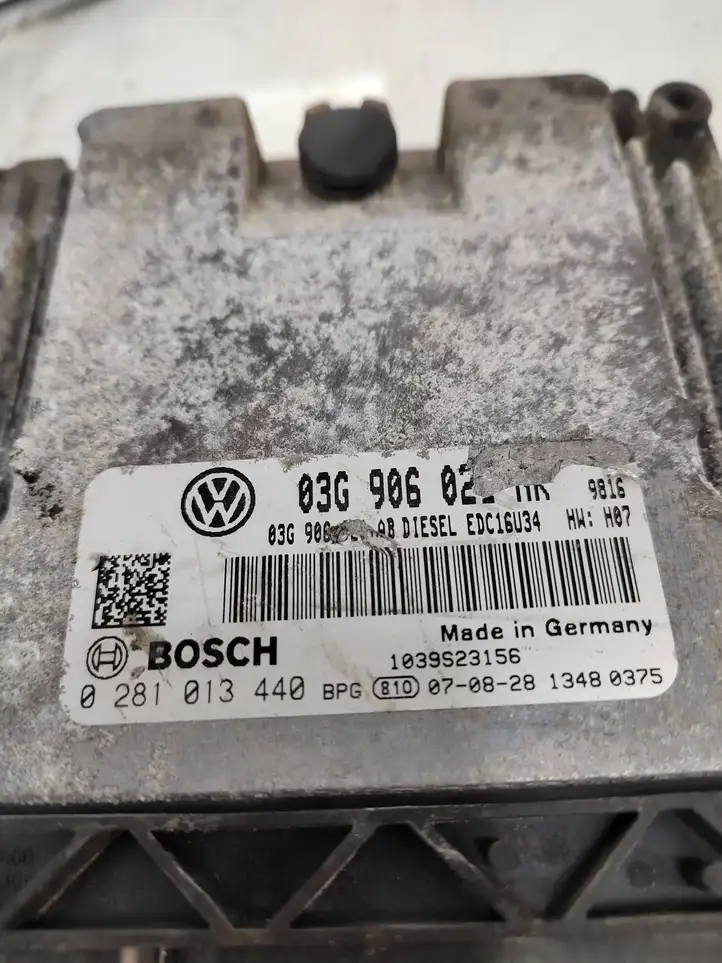 Volkswagen PASSAT B6 (2005 - 2010) 03G906021NK Блок управления двигателем (ЭБУ) — фото 2