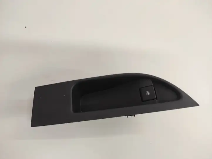 Opel Astra J (2009 - 2012) 13258640 Кнопка стеклоподъемников — фото 1