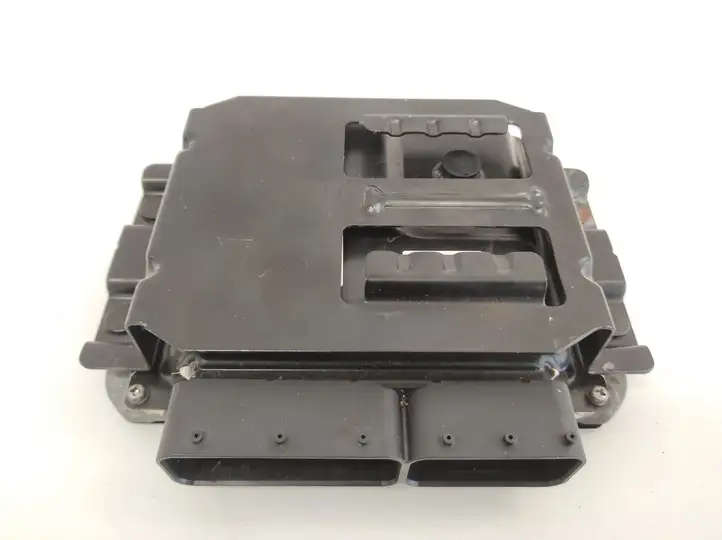 Opel Astra (2009 - 2012)  13278083 Блок управления двигателя