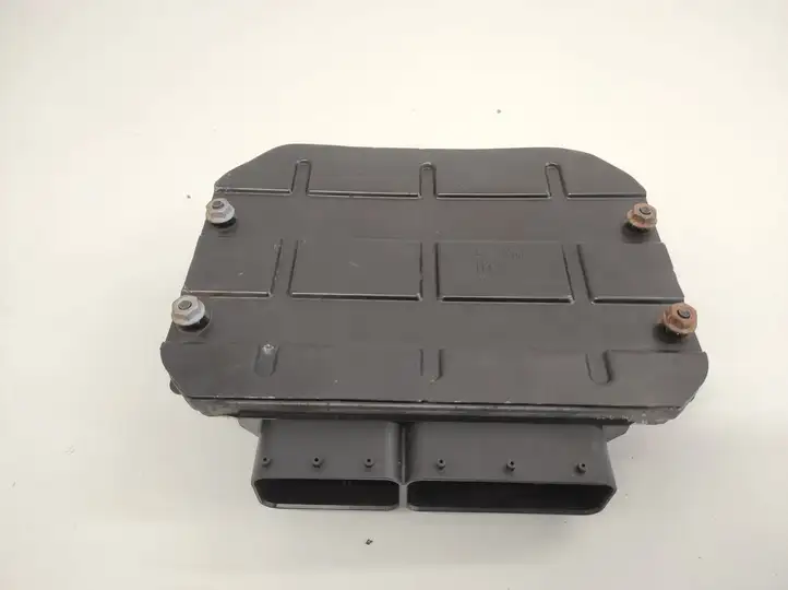 Opel Astra (2009 - 2012)  13278083 Блок управления двигателя