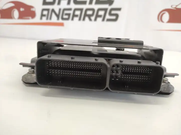 Opel Astra (2009 - 2012)  13278083 Блок управления двигателя