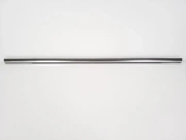 Volkswagen Touareg II (2010 - 2018) Молдинги задней двери — фото 1