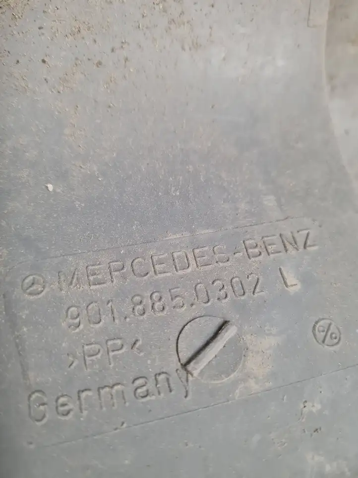 Mercedes-Benz Sprinter W901 W902 W903 W904 (1995 - 2007) 9018850302 Угловая часть заднего бампера — фото 3