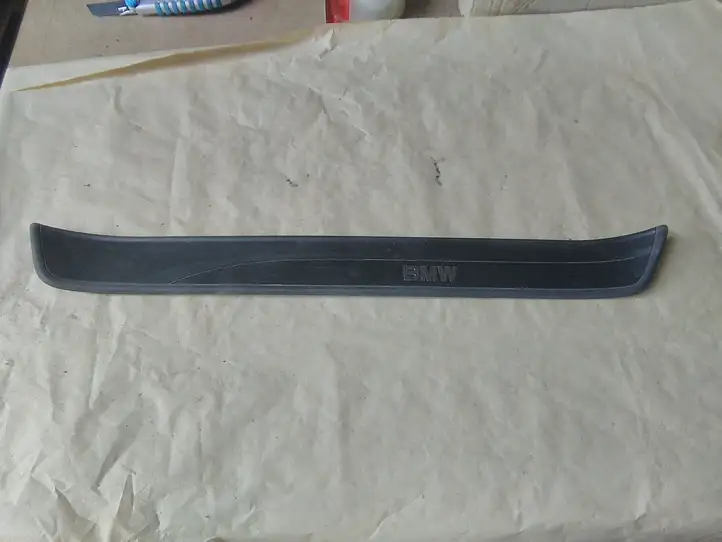 BMW 3 E90 E91 (2005 - 2012) 73060280 Внутренняя отделка переднего порога — фото 1