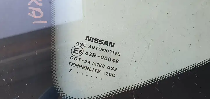 Nissan Qashqai (2017 - 2020) Заднее боковое стекло — фото 3
