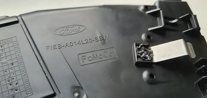 Ford Focus (2015 - 2019) Боковой воздушный дефлектор — фото 4