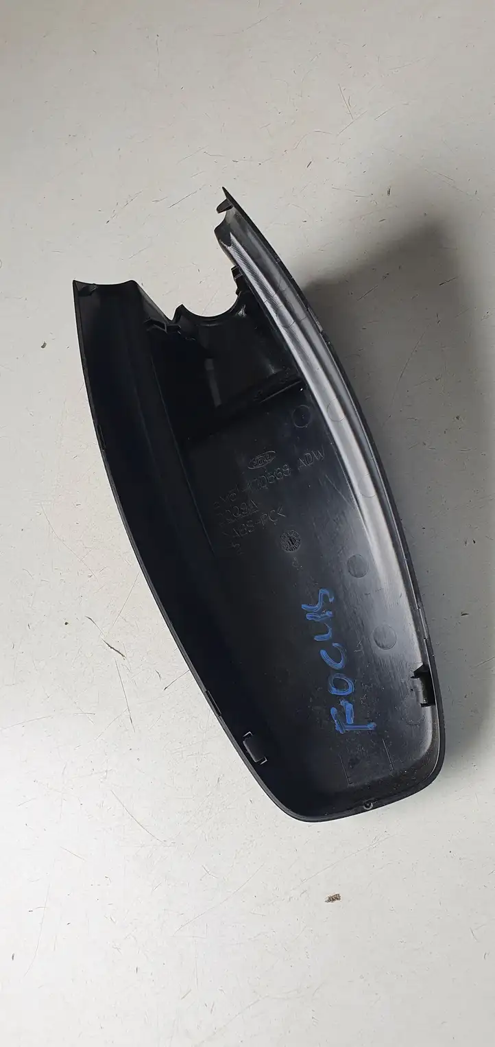 Ford Focus (2015 - 2019) Прочие детали салона — фото 6