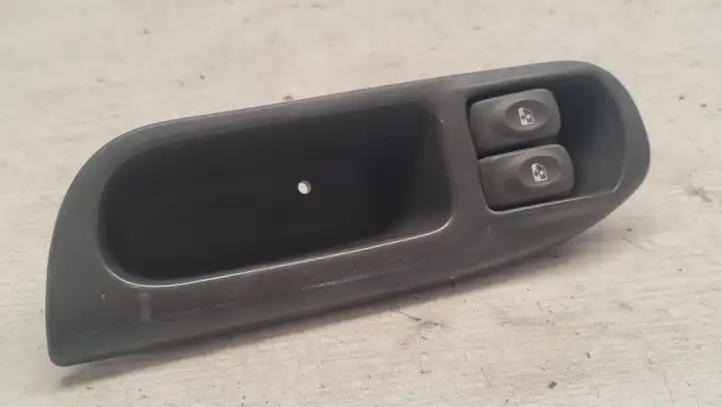 Renault Scenic I (1996 - 2003) 432963K Блок кнопок стеклоподъемников — фото 1