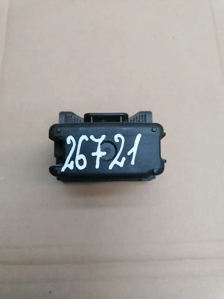 Honda Civic (2006 - 2011) Пепельница — фото 2