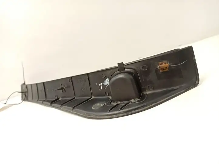 Subaru Legacy (2003 - 2009) 94061AG020 Наружная отделка заднего порога — фото 7