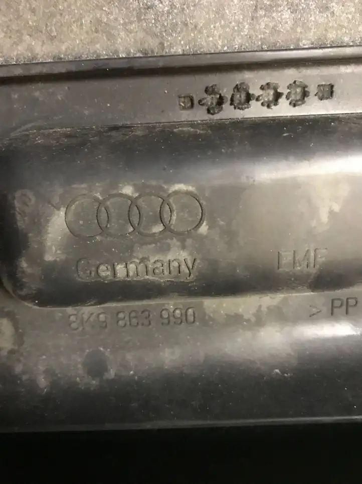 Audi A4 S4 B8 8K (2007 - 2011) 8K9863990 Боковая обшивка багажника — фото 2