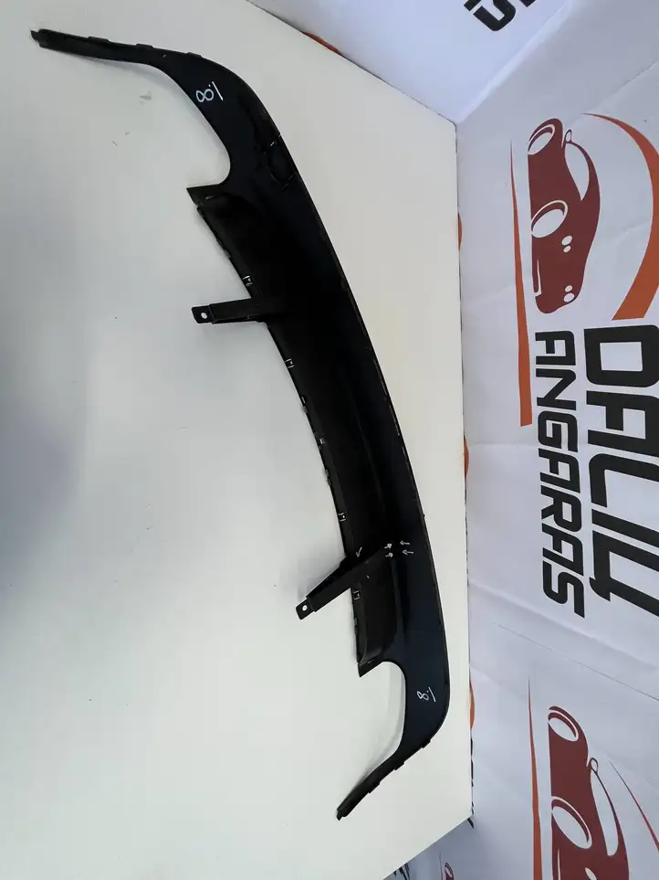 Mercedes-Benz CLA C117,X117,W117 (2013 - 2019) A1178850325 Нижняя часть переднего бампера — фото 2