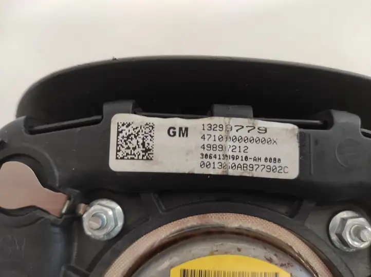 Opel Astra J (2009 - 2012) 13299779 Подушка безопасности руля — фото 4