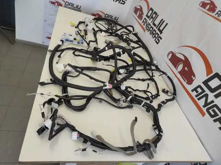 Lexus NX (2021 - ) 8216278 Прочая электропроводка — фото 10