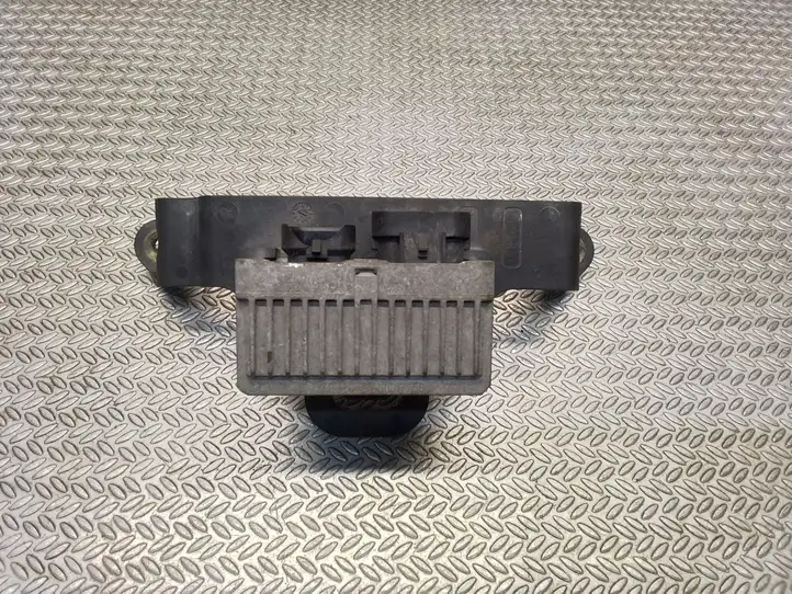 Ford Transit (2013 - 2017) B2110017758 Реле накала свечей — фото 3
