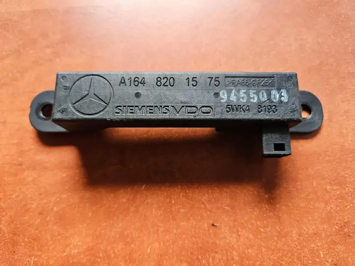 Mercedes-Benz GL X164 (2006 - 2012) A1648201575 Антенна системы Keyless — фото 1