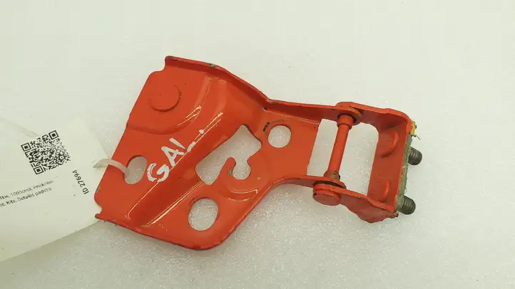 Toyota Aygo AB40 (2014 - 2018) Петли крышки багажника — фото 1