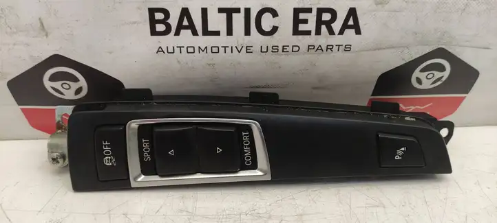 BMW 5 F10 F11 (2009 - 2016) 9202951 Кнопка парктроника — фото 1