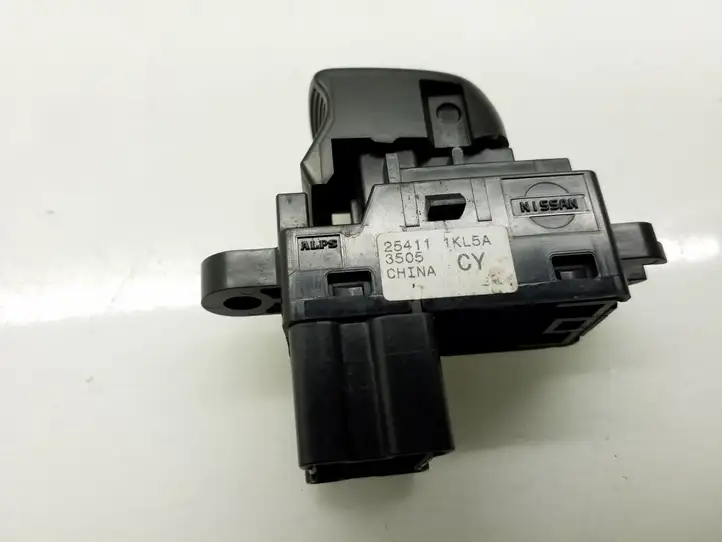 Nissan Leaf I (ZE0) (2010 - 2017) 254111KL5A Блок кнопок стеклоподъемников — фото 3